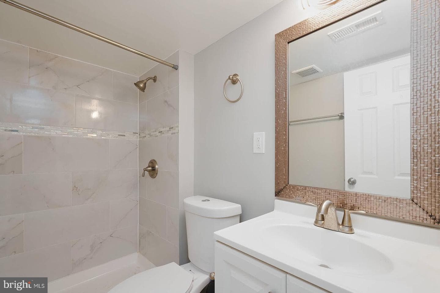 7719 Garrison Road photo 19