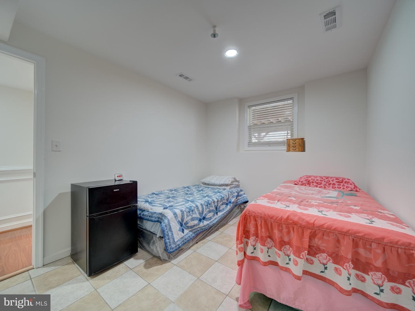 8617 Chestnut Ridge Drive photo 34