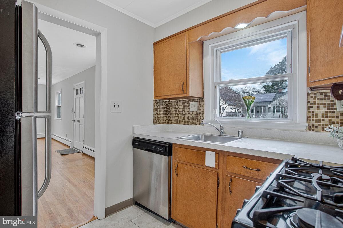 5712 30th Avenue photo 20