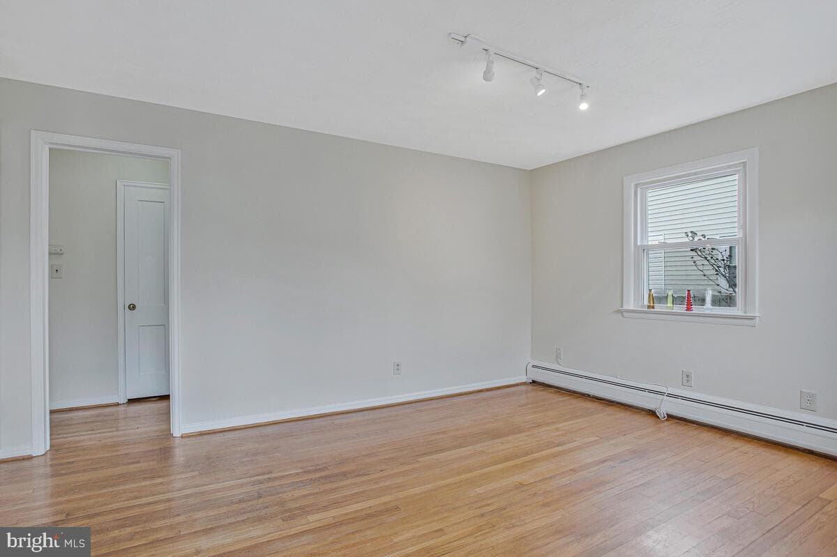 5712 30th Avenue photo 6