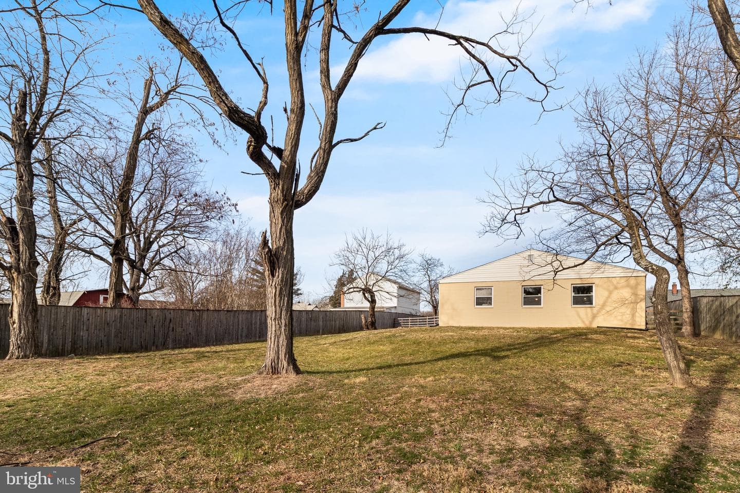 6905 E Clinton Street photo 40