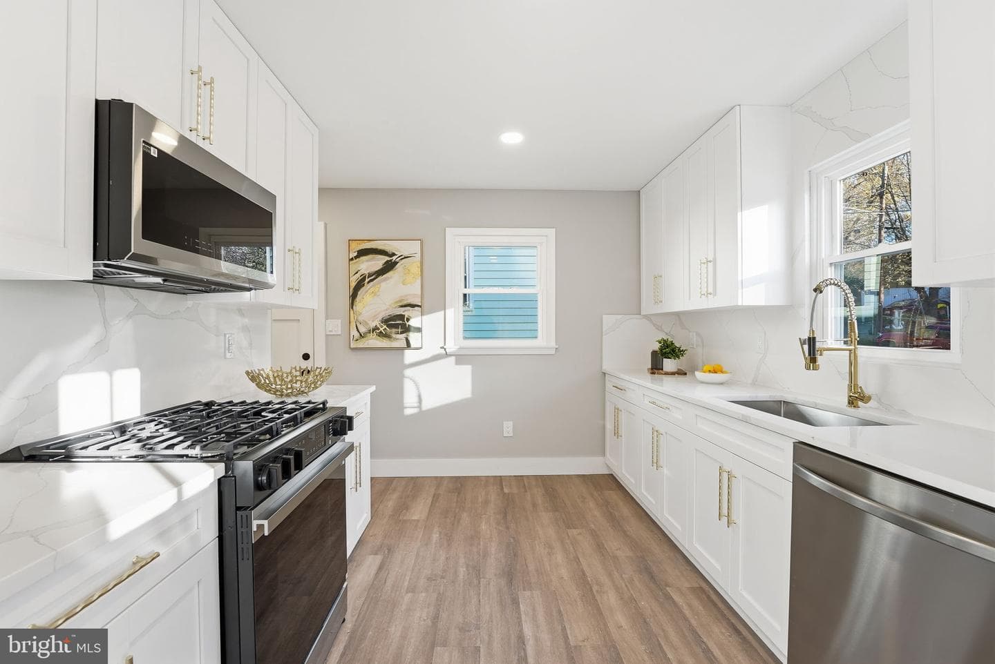 5716 Somerset Road photo 5