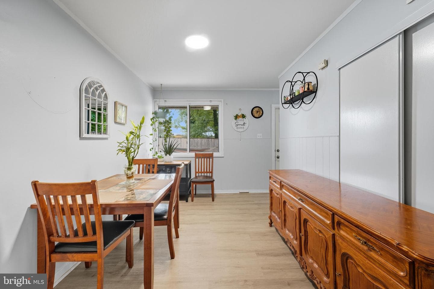 7626 Greenleaf photo 8