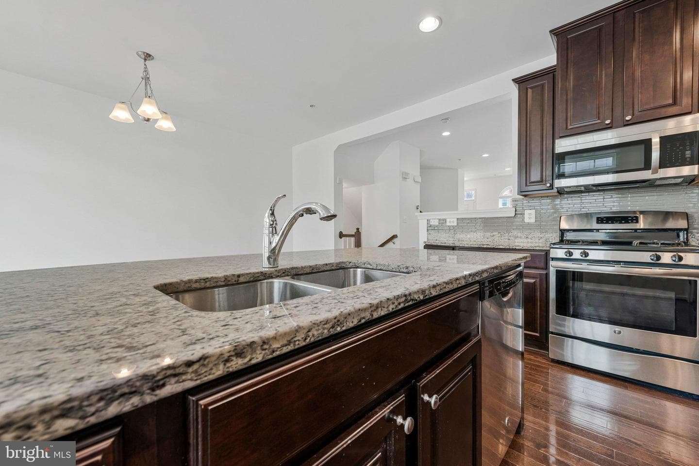 606 Chance Place photo 19