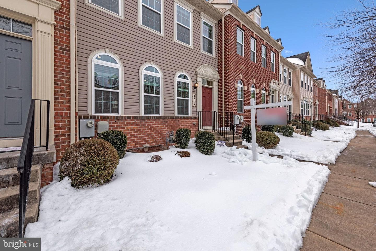 606 Chance Place photo 4