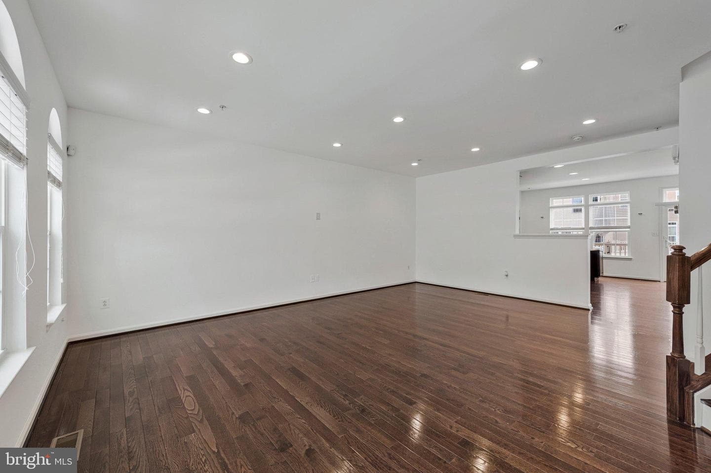 606 Chance Place photo 6