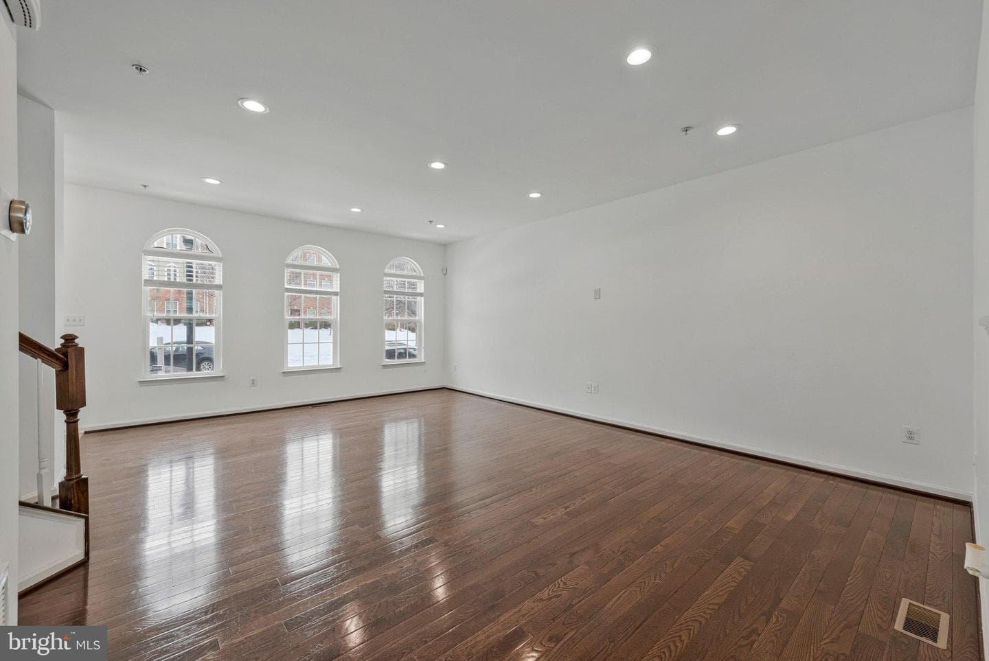 606 Chance Place photo 9