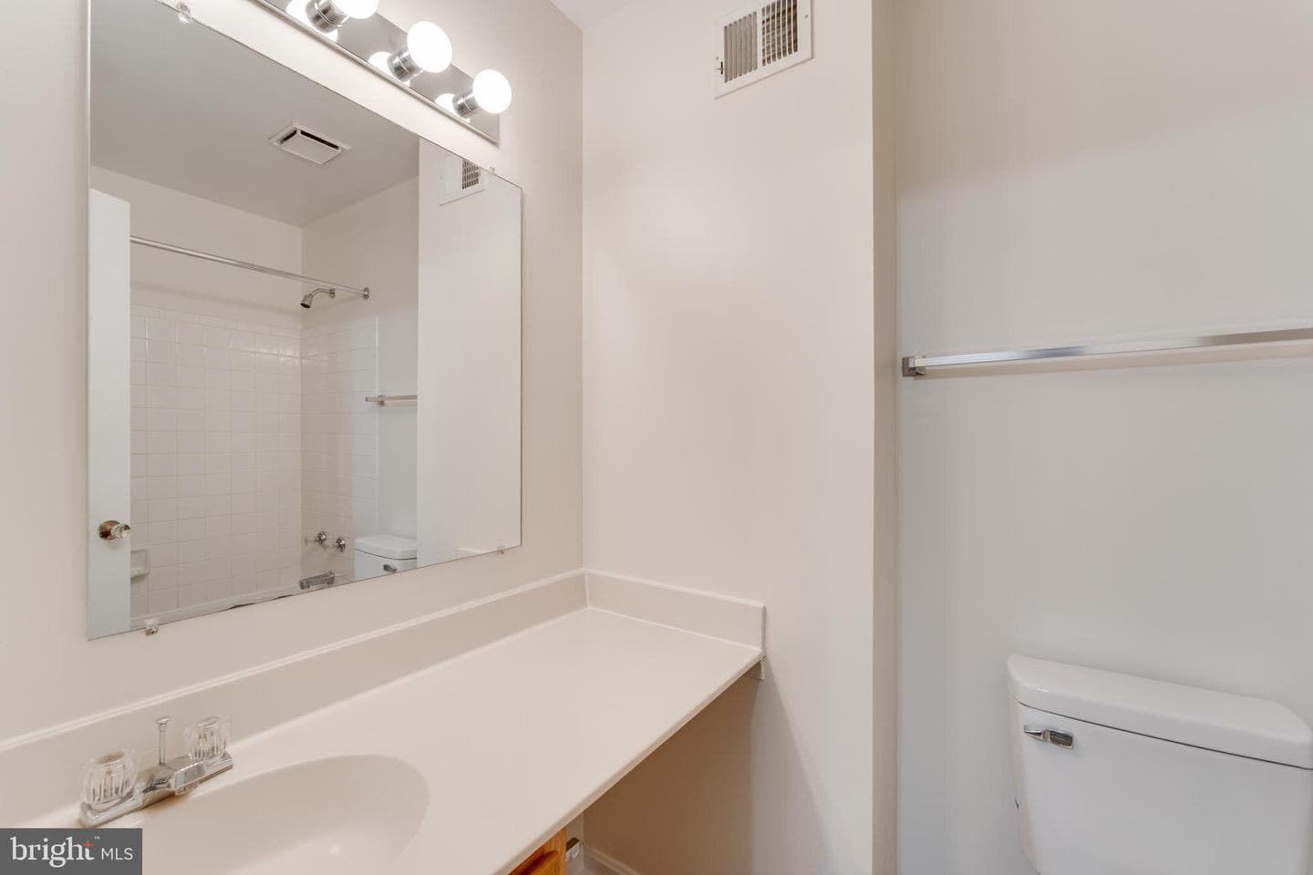 3411 Wood Creek Drive photo 18