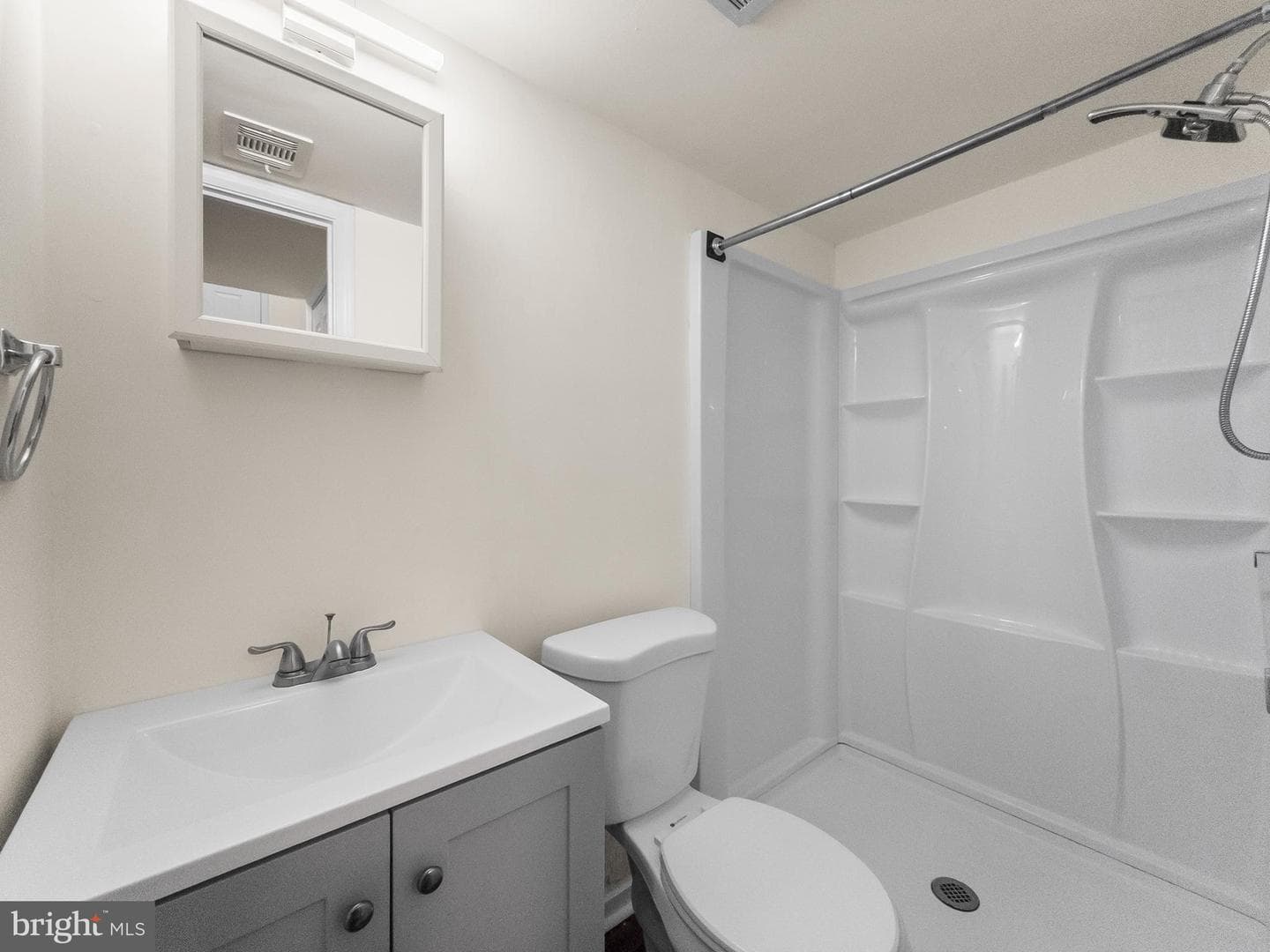 10100 Le Fevre Drive photo 16