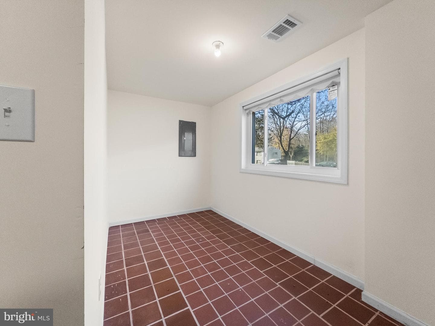 10100 Le Fevre Drive photo 23
