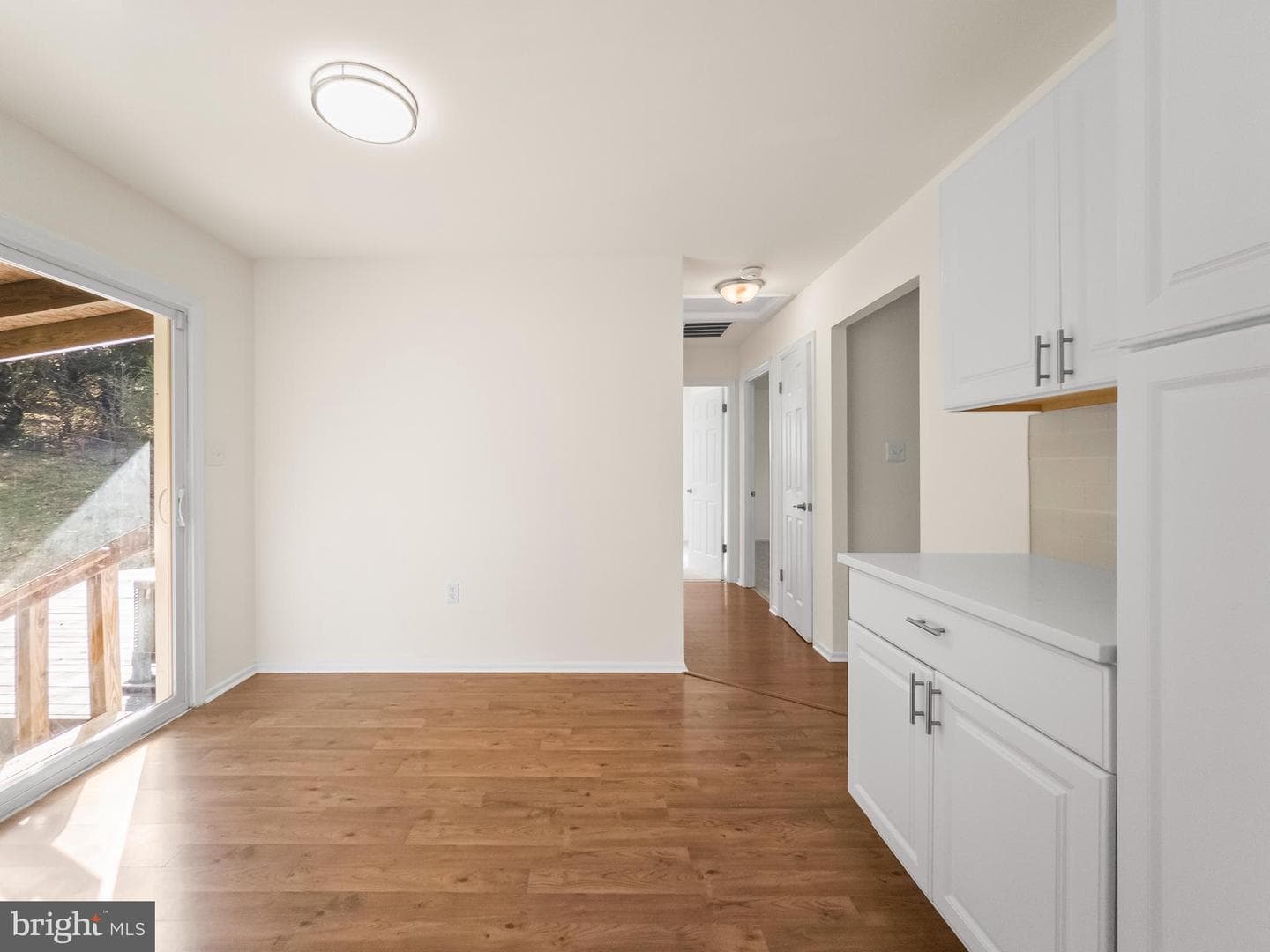 10100 Le Fevre Drive photo 3
