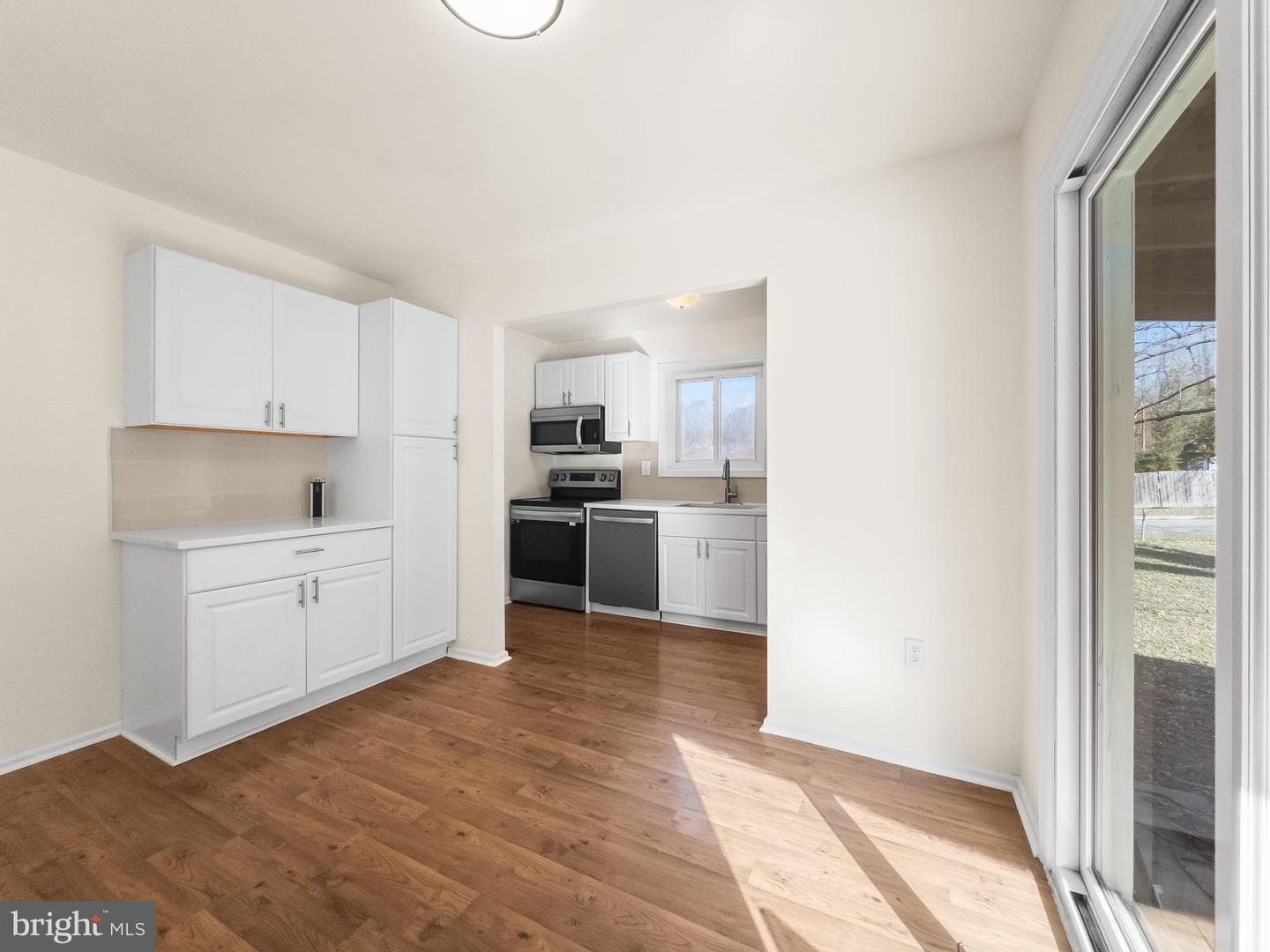 10100 Le Fevre Drive photo 4