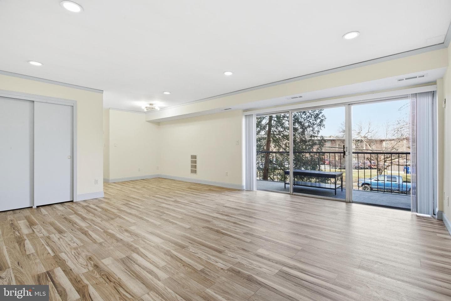 7609 Fontainebleau Drive #2206 photo 7
