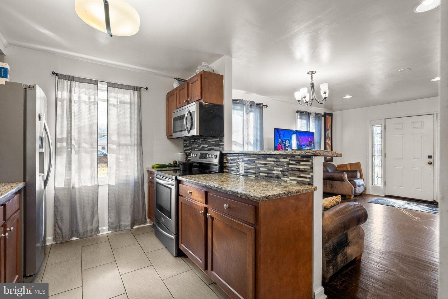 5122 Decatur Street photo 8