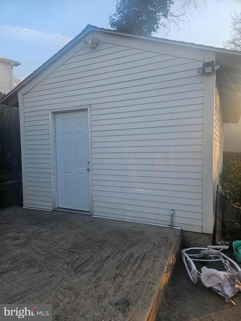 5413 Gallatin Street photo 4