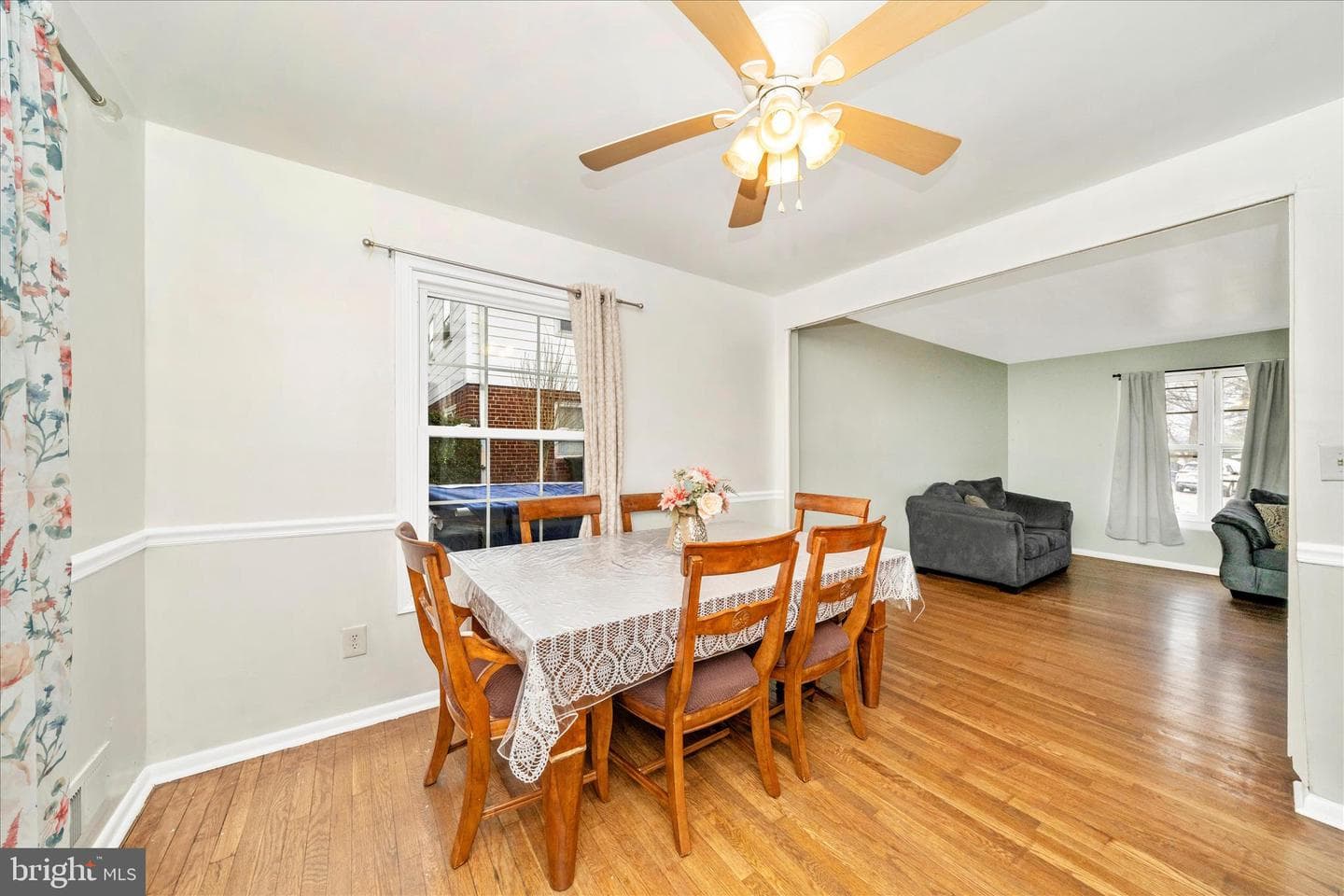 5821 Mentana Street photo 9