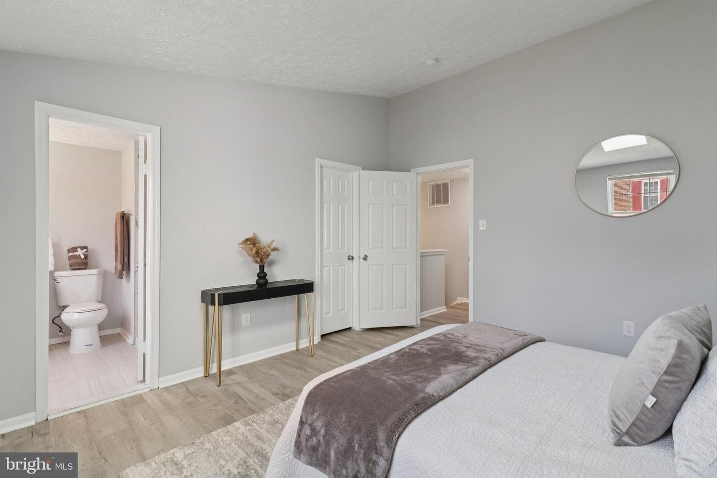 7726 Mandan Road photo 32