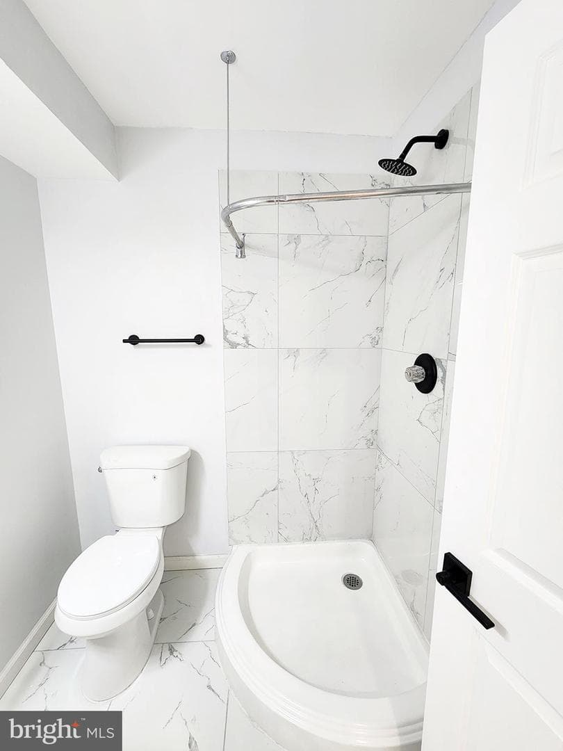 13028 Salford Terrace photo 36
