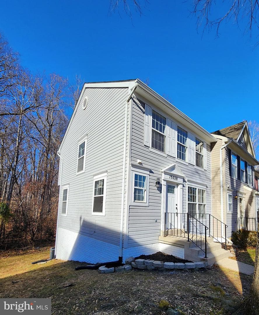13028 Salford Terrace photo 45