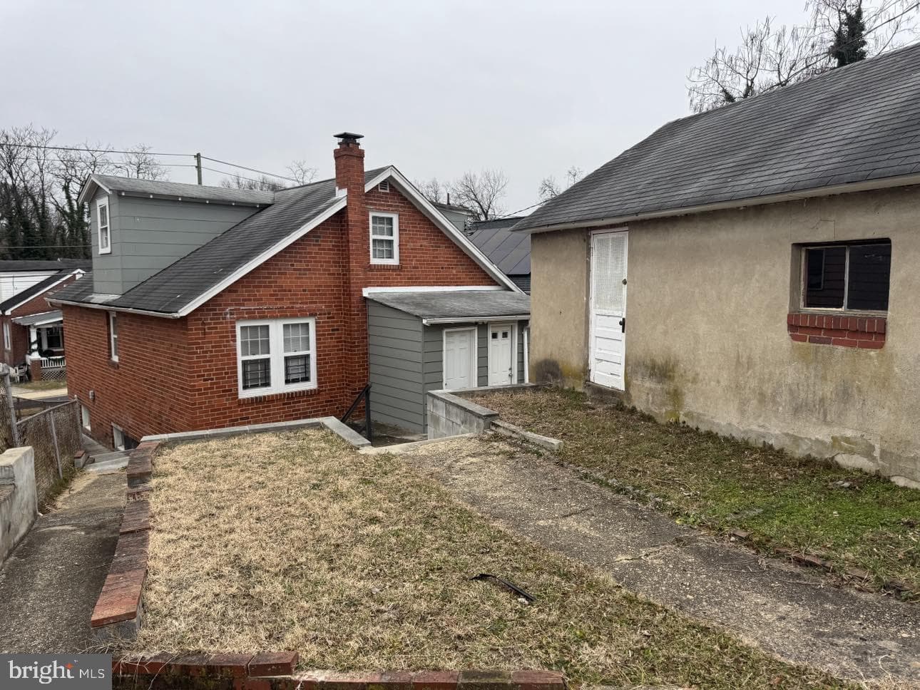 419 Larchmont Avenue photo 3