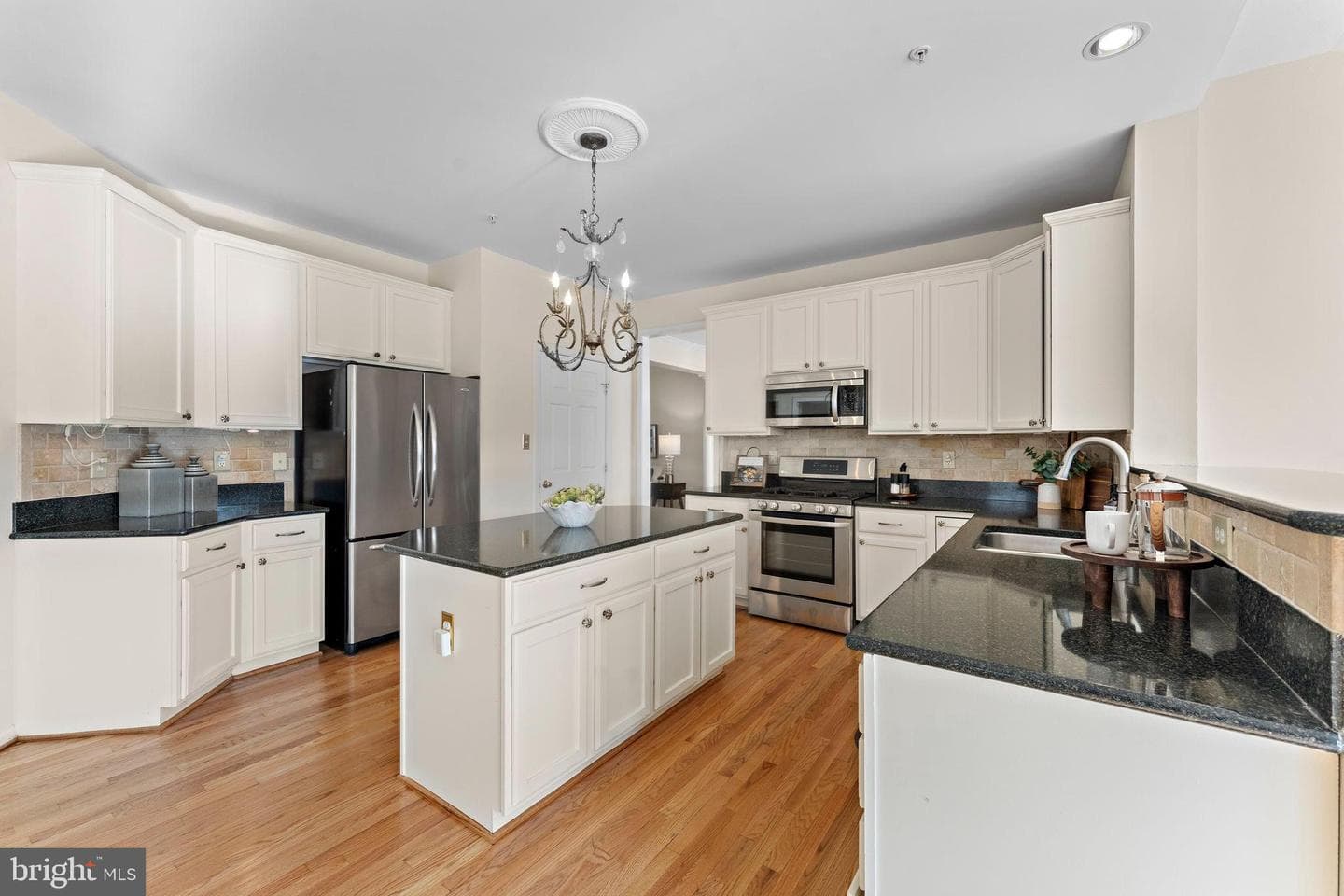 4223 Medallion Drive photo 20