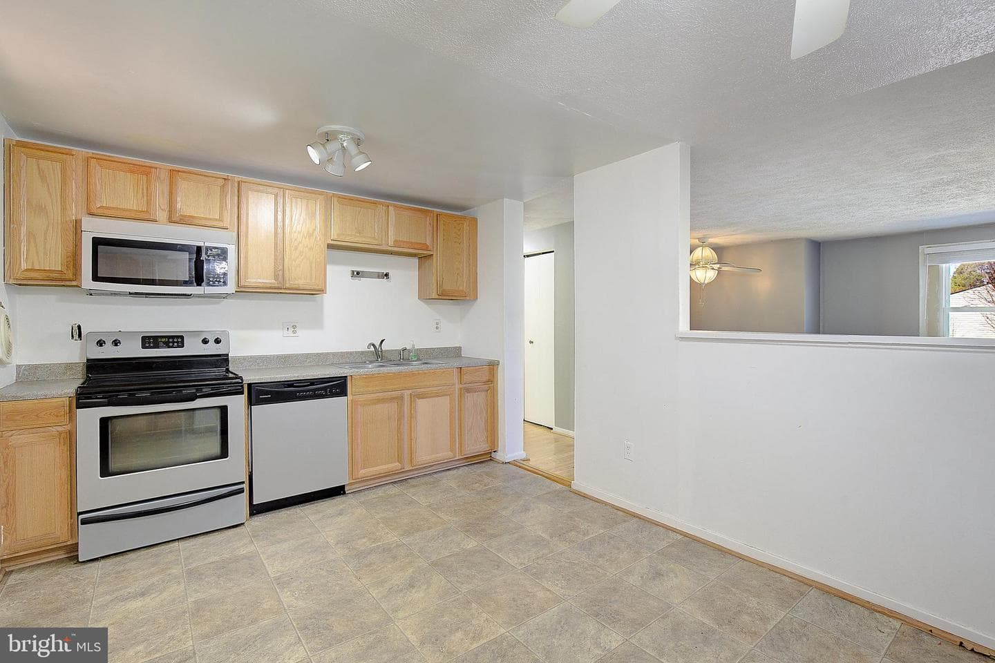 3611 Blackwater Road photo 8