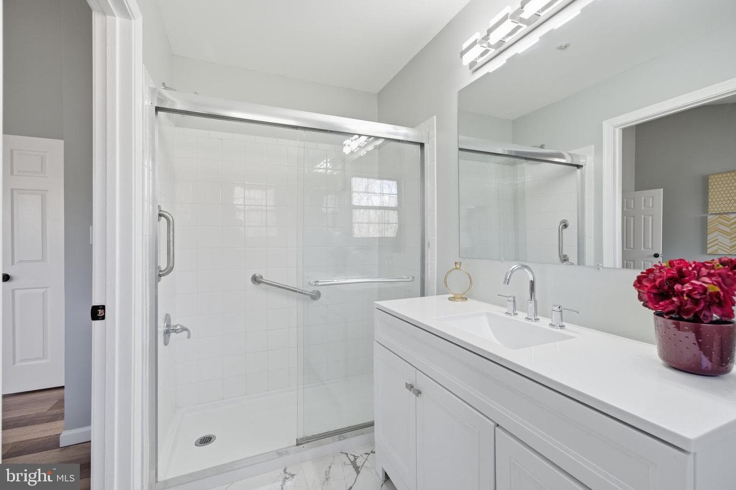 933 Westlake Drive photo 31