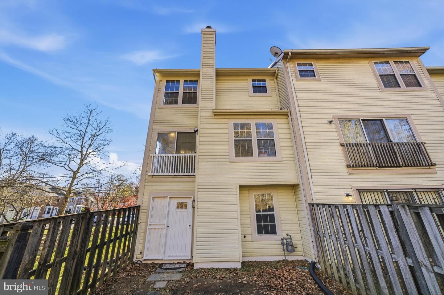 933 Westlake Drive photo 37