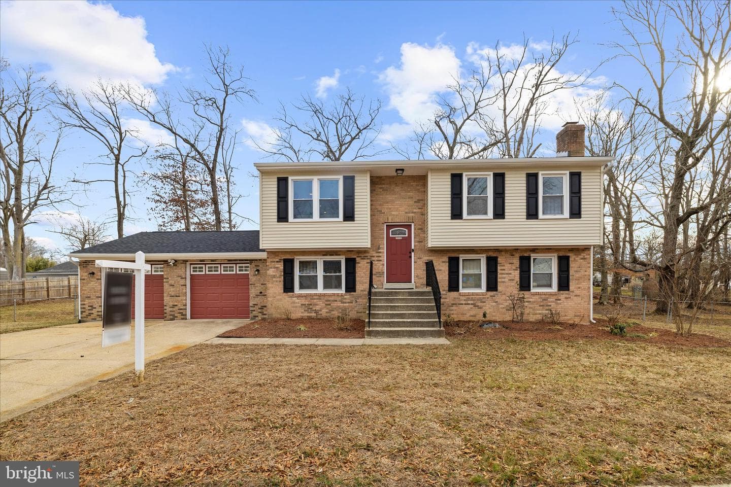 9008 Townsend Lane photo 2