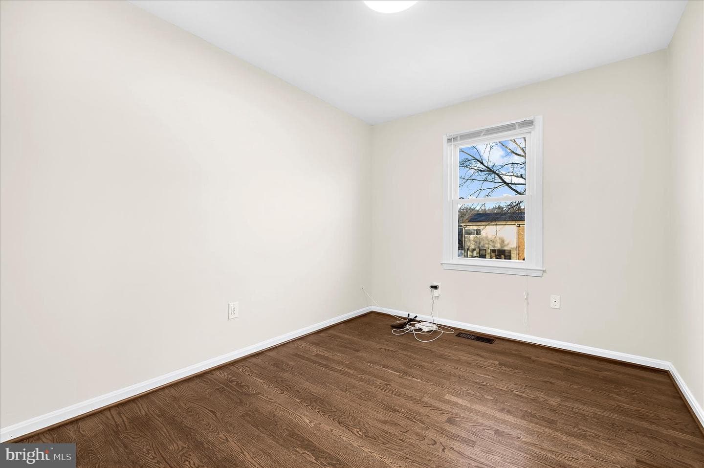 9008 Townsend Lane photo 24