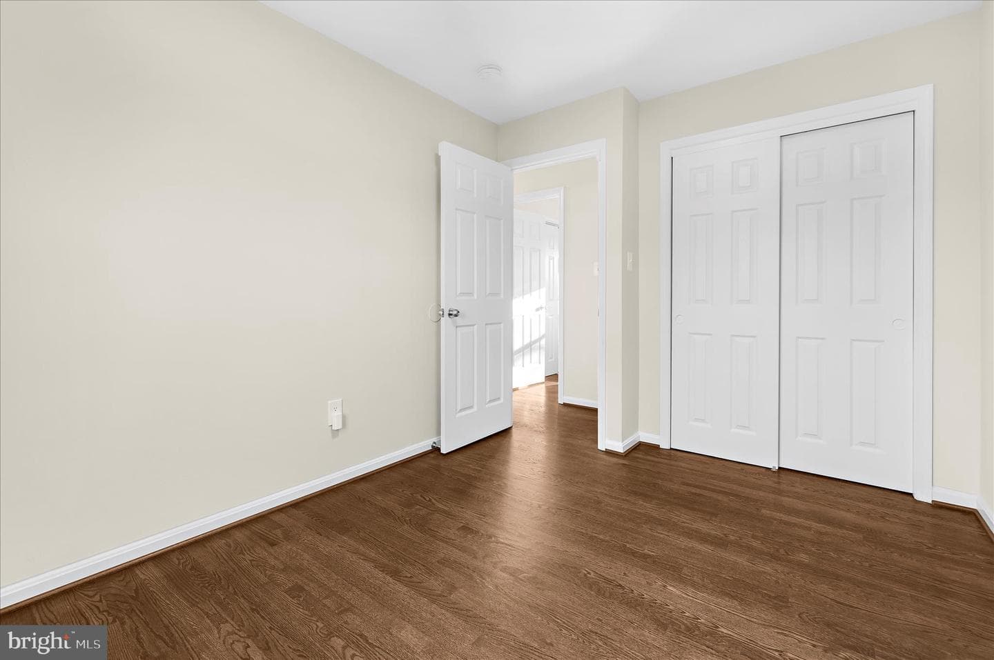 9008 Townsend Lane photo 25