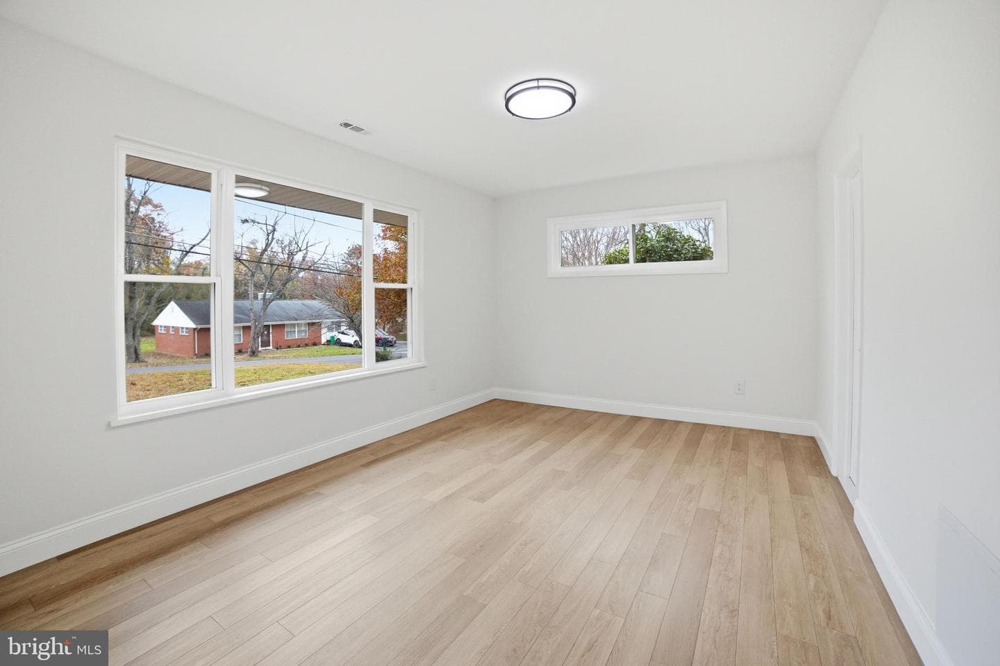 12806 Monroe Avenue photo 11