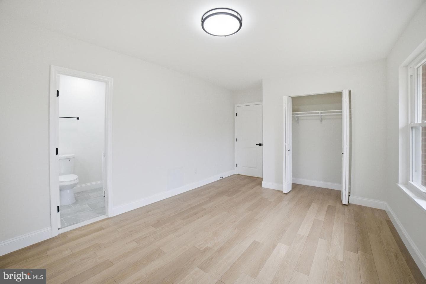 12806 Monroe Avenue photo 13