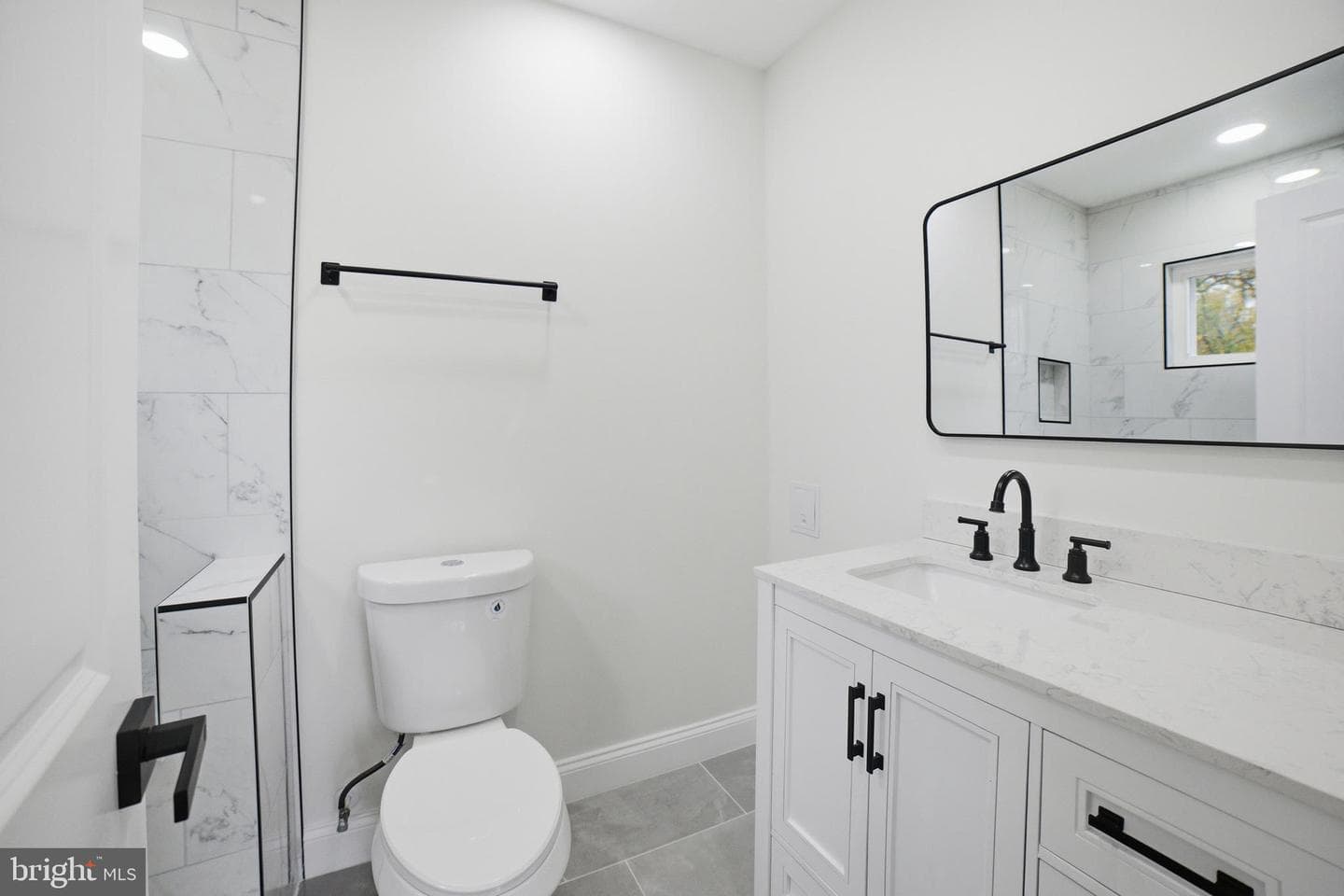 12806 Monroe Avenue photo 14