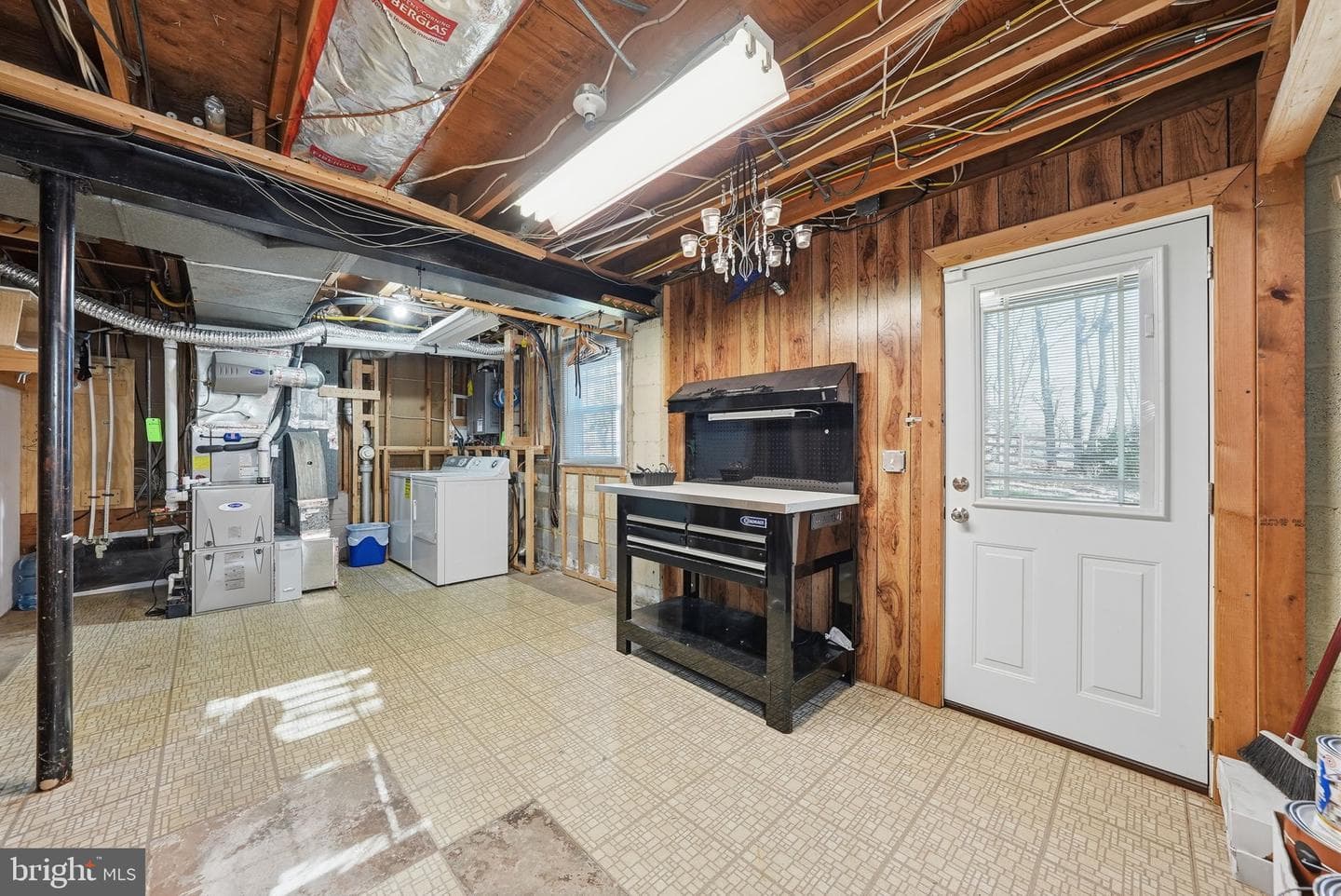 6914 Trowbridge Place photo 36