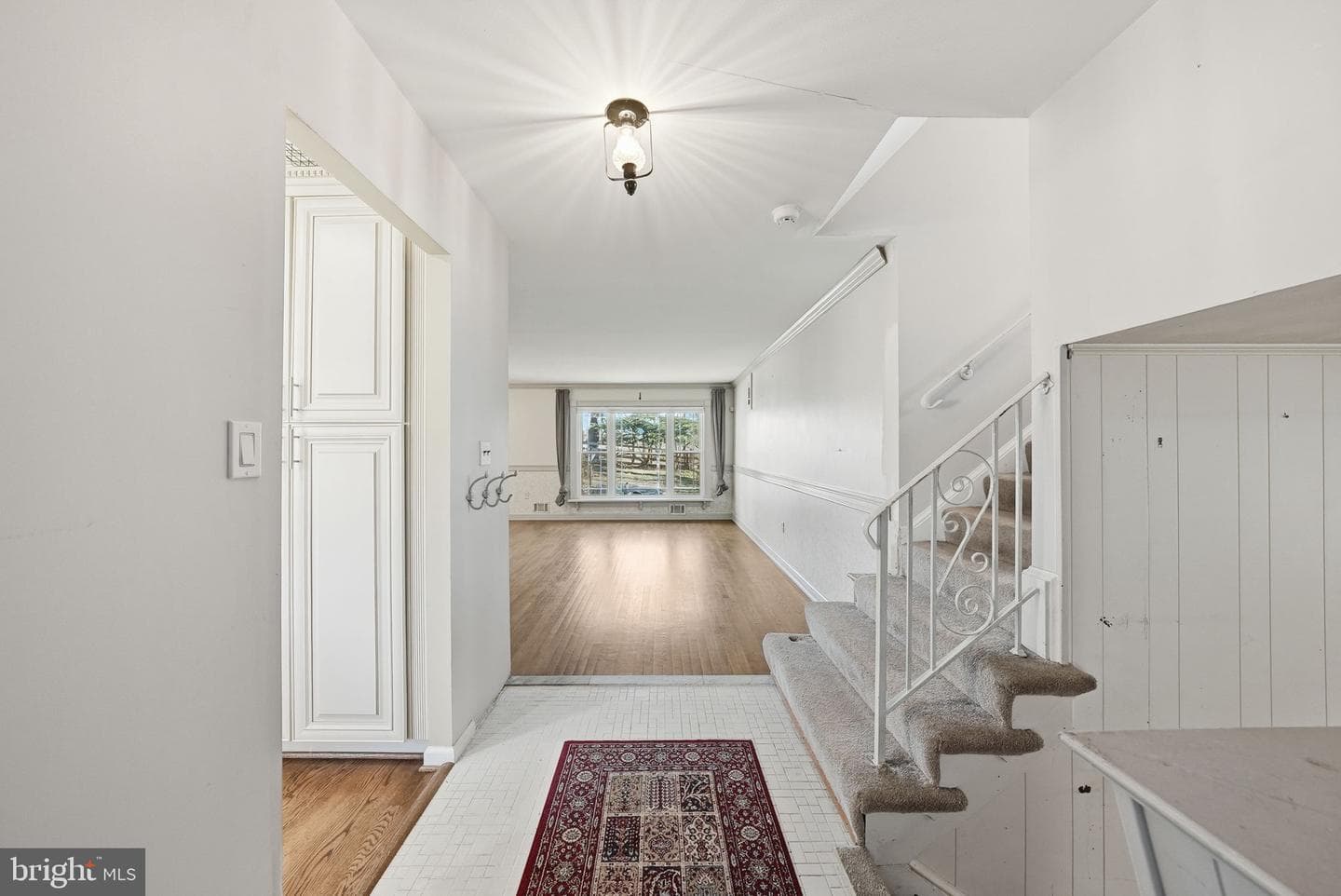 6914 Trowbridge Place photo 5