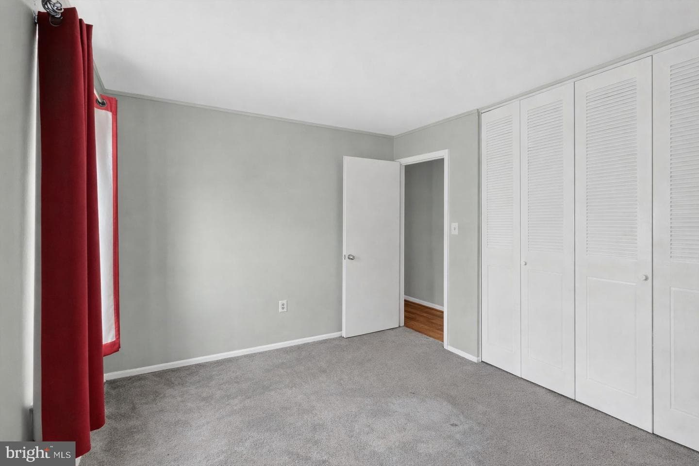 4901 Iverson Place photo 17