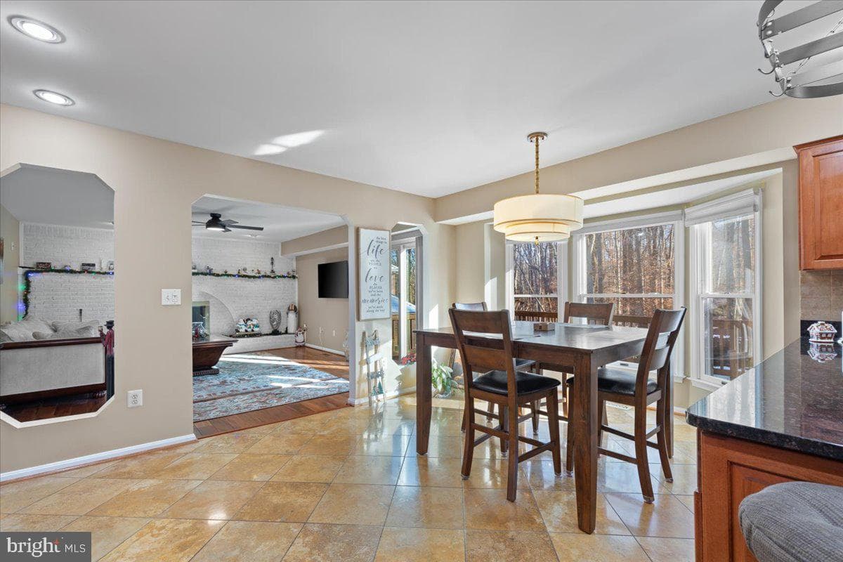 11335 Drumsheugh Lane photo 17