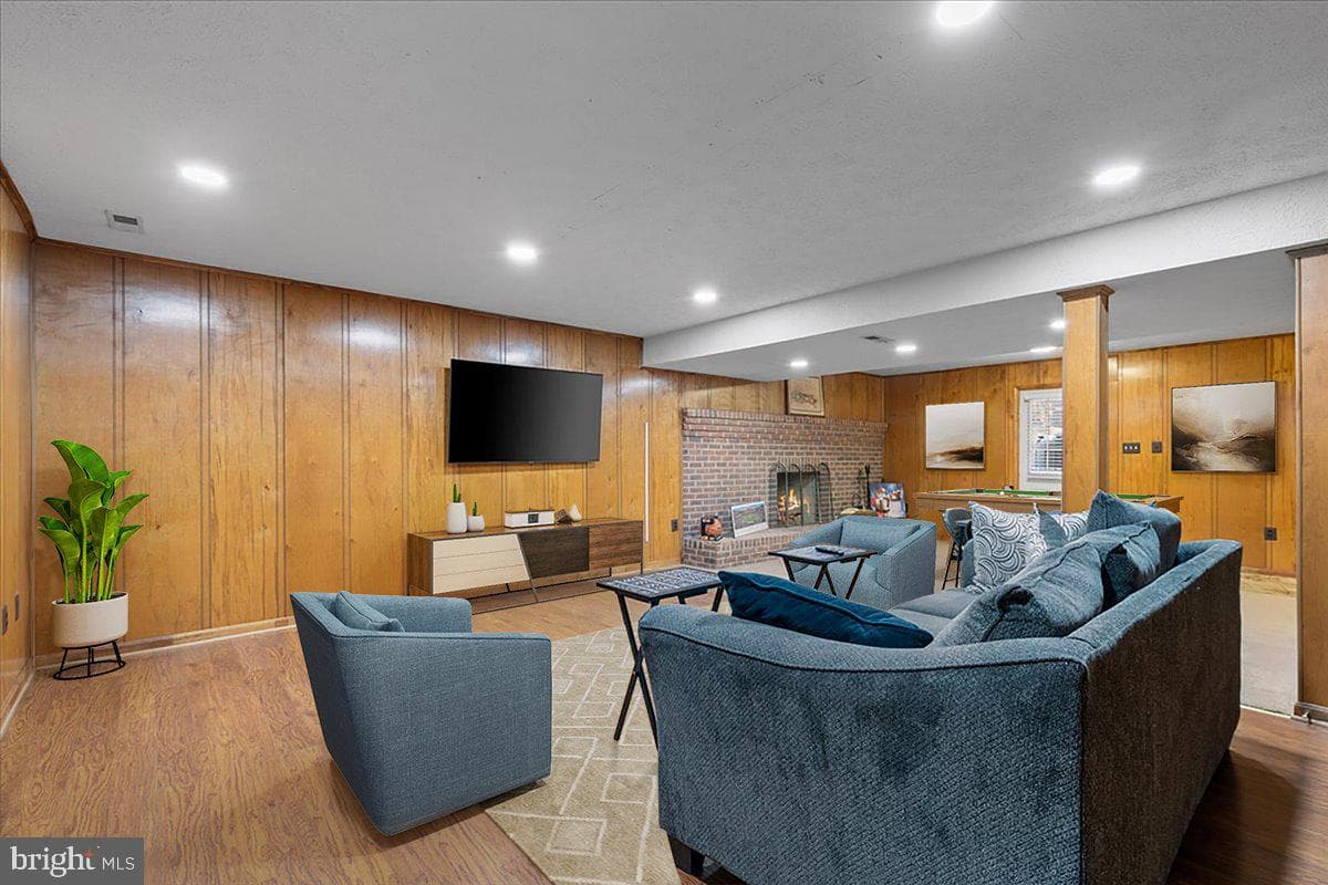 11335 Drumsheugh Lane photo 34