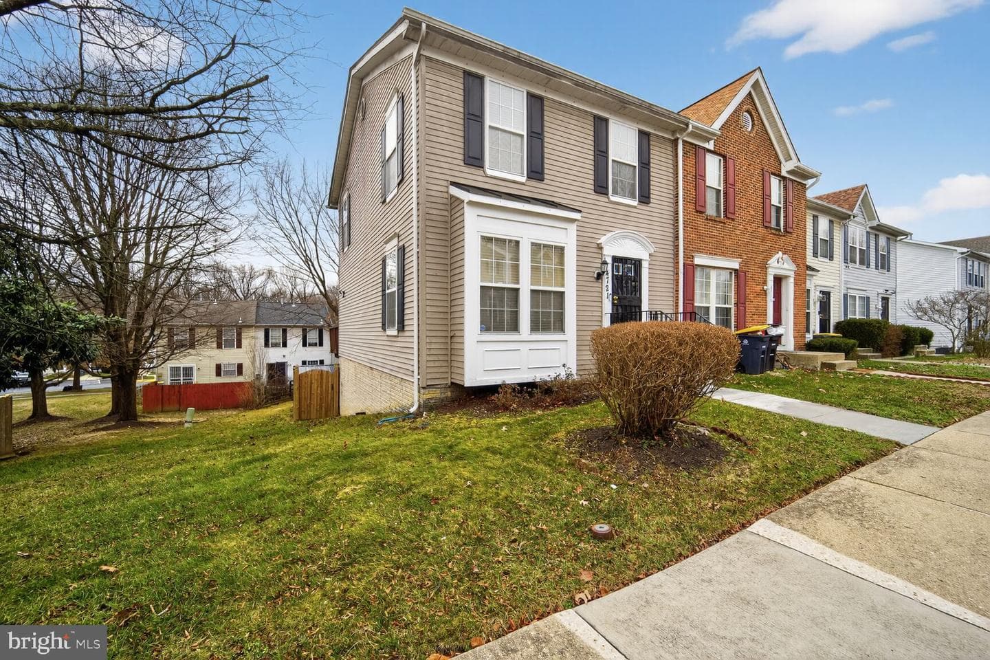 4721 Rollingdale Way photo 2