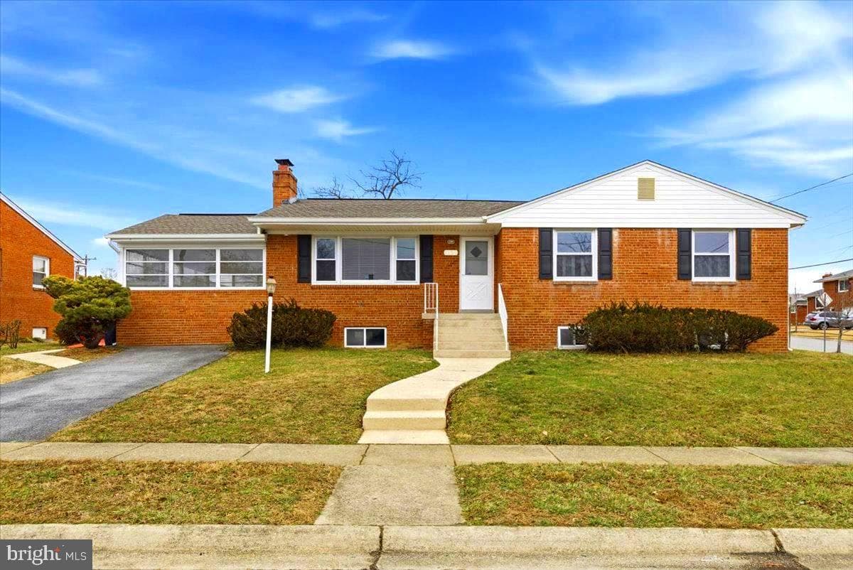 4102 21st Avenue photo 1