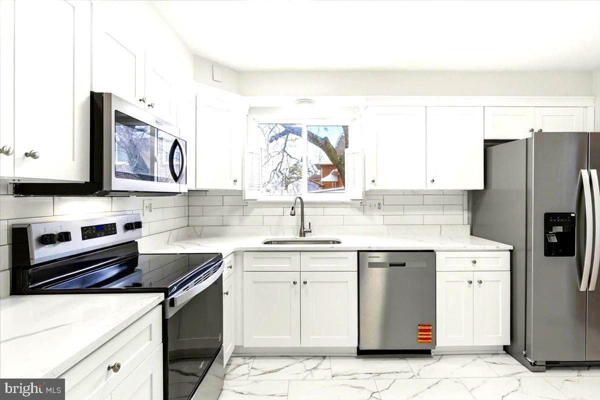 4102 21st Avenue photo 10