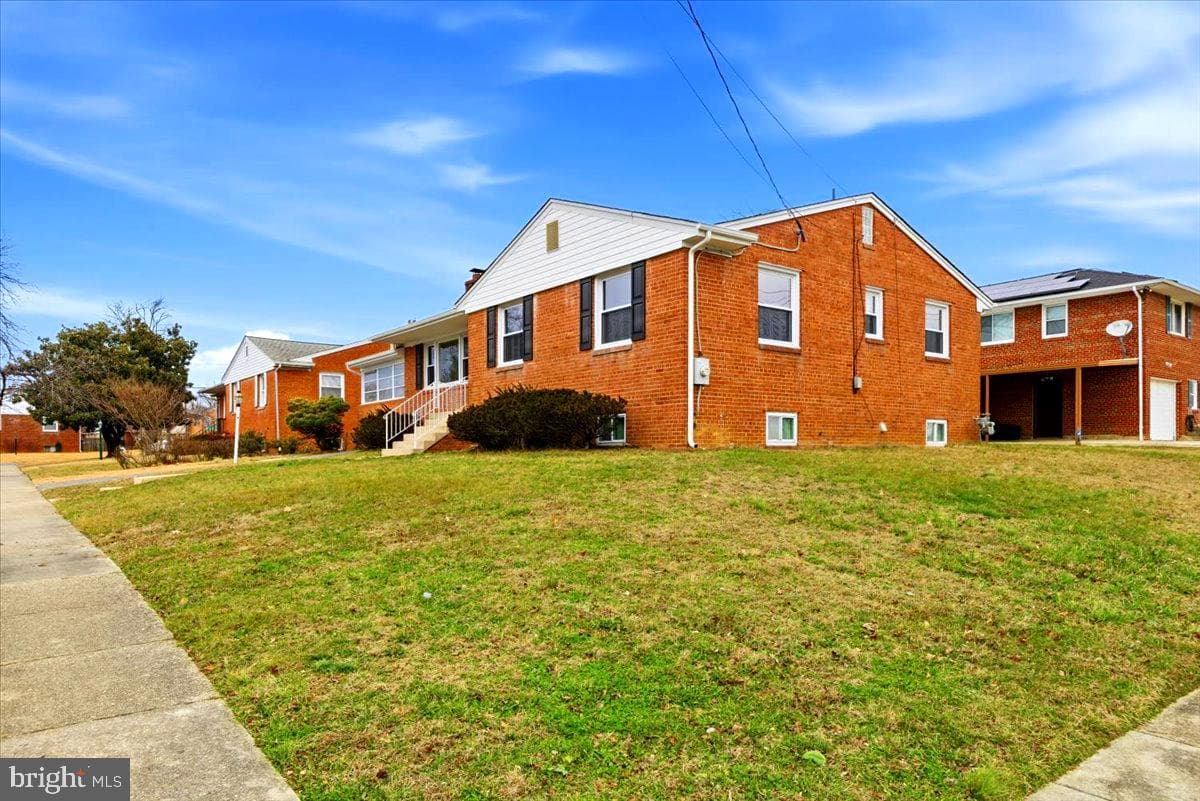 4102 21st Avenue photo 3