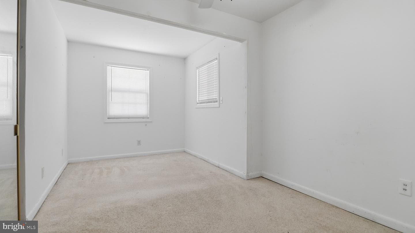 6914 Elkins Avenue photo 32