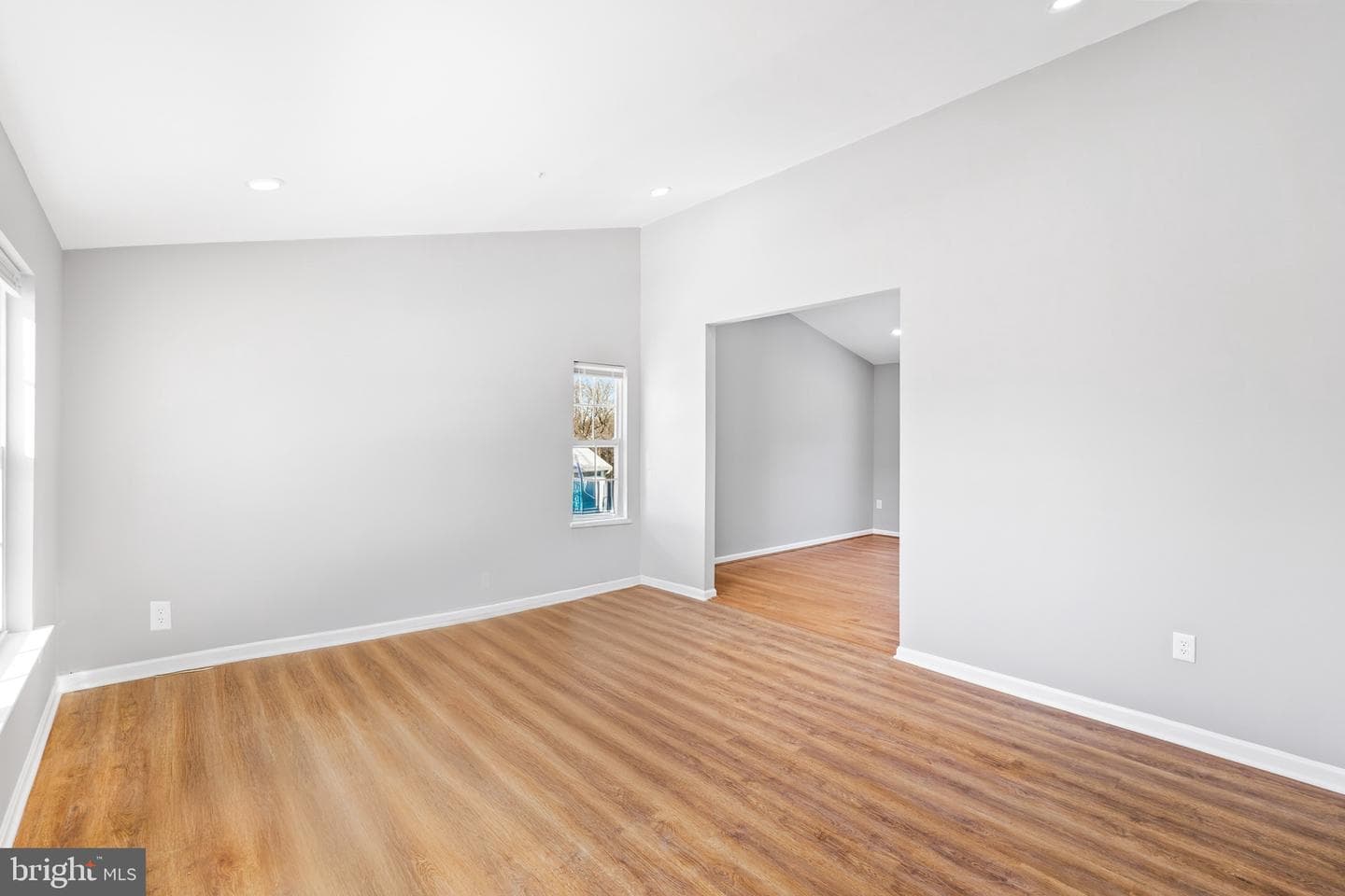 5008 Boydell Avenue photo 19