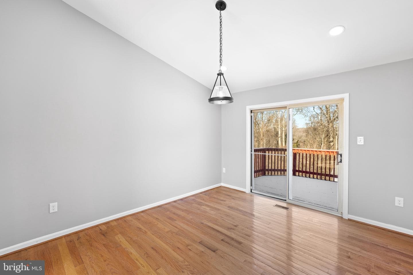 5008 Boydell Avenue photo 22