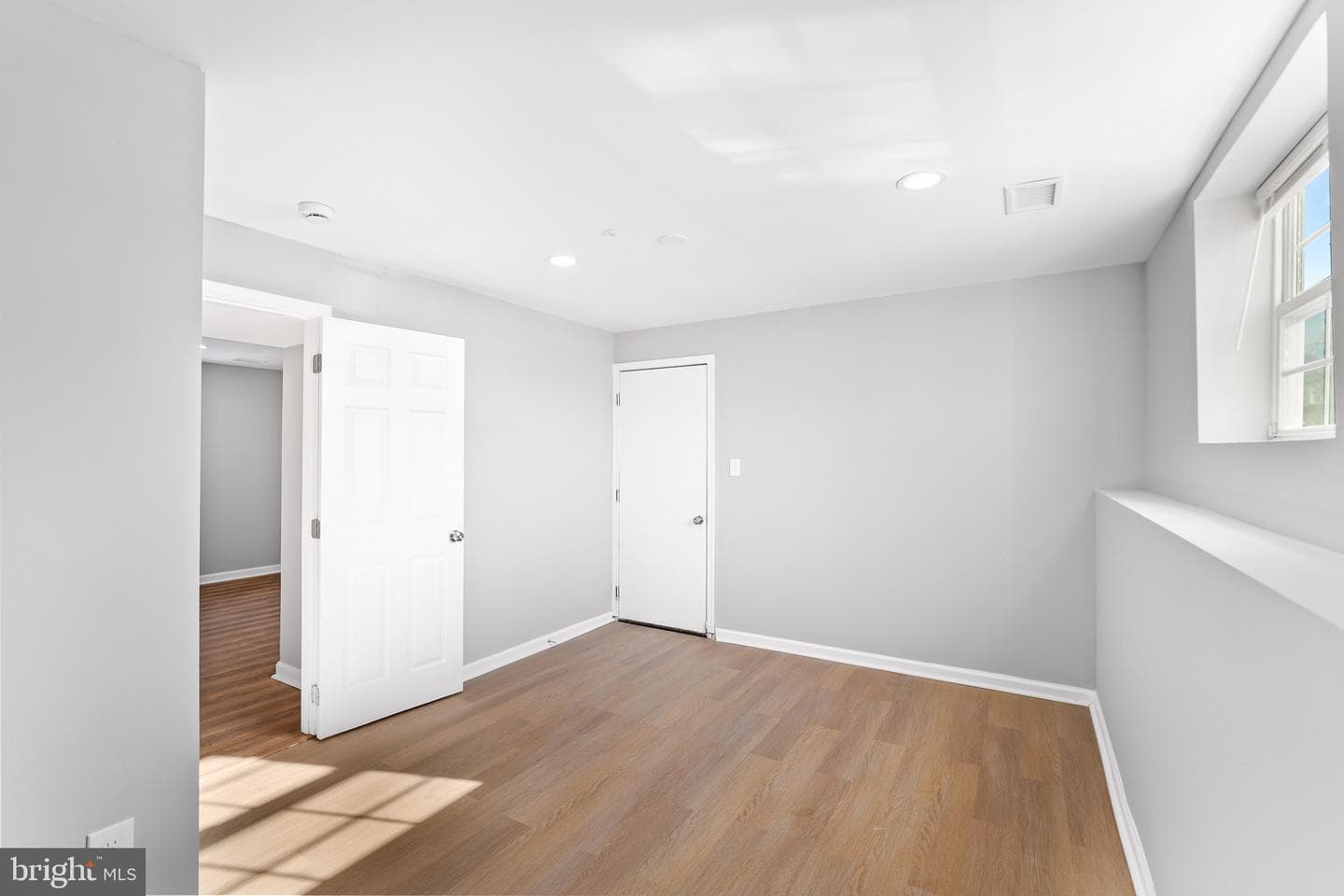 5008 Boydell Avenue photo 26