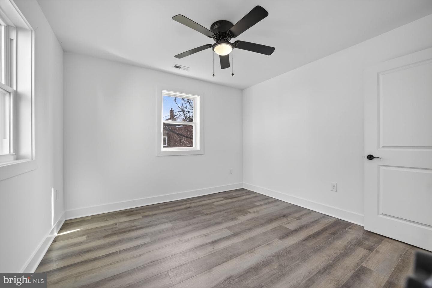 4312 Vine Street photo 14
