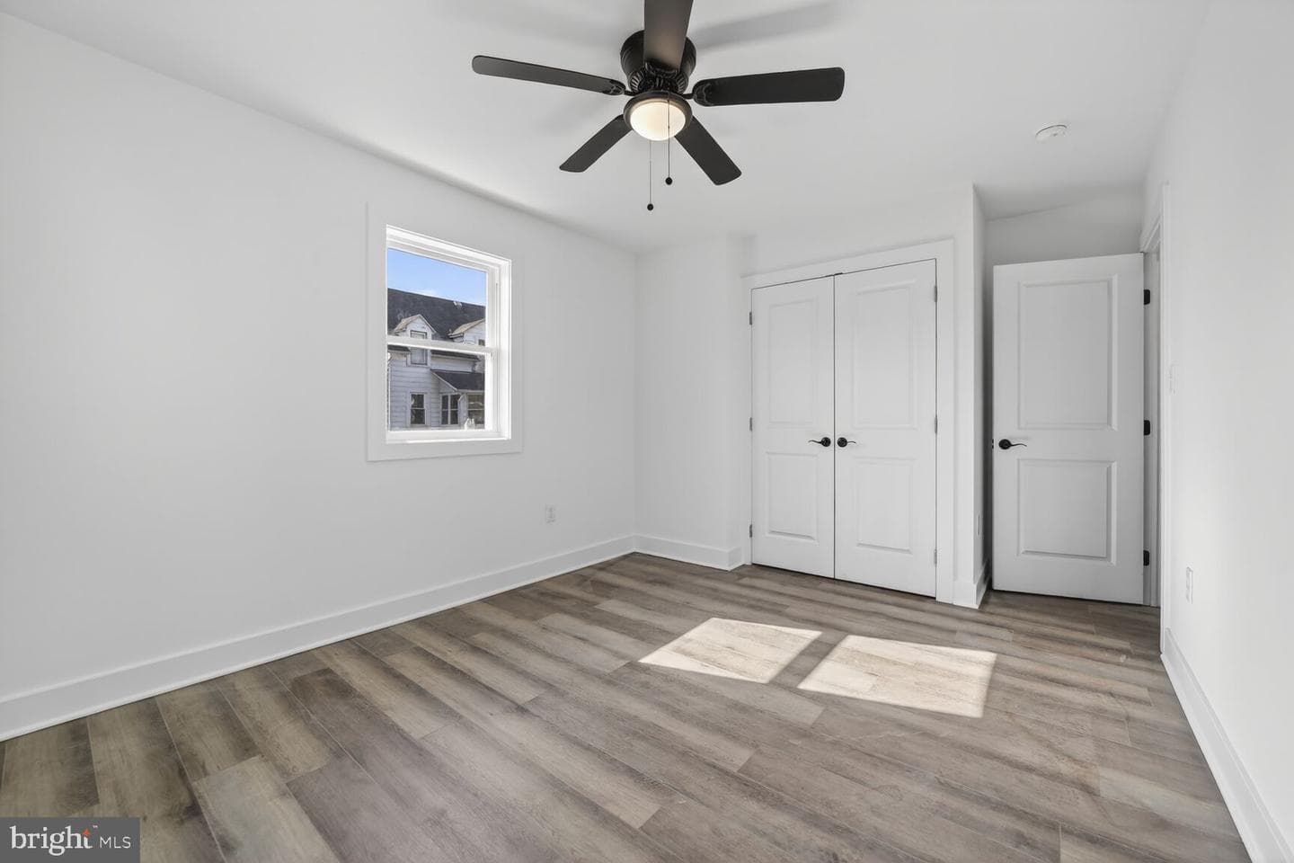 4312 Vine Street photo 16
