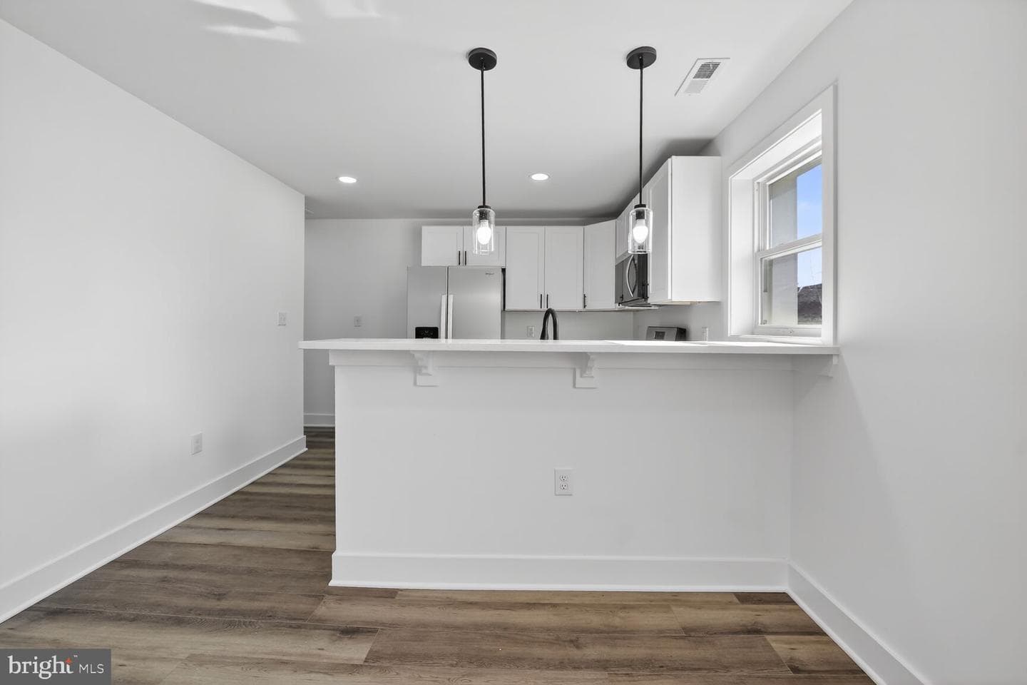 4312 Vine Street photo 4